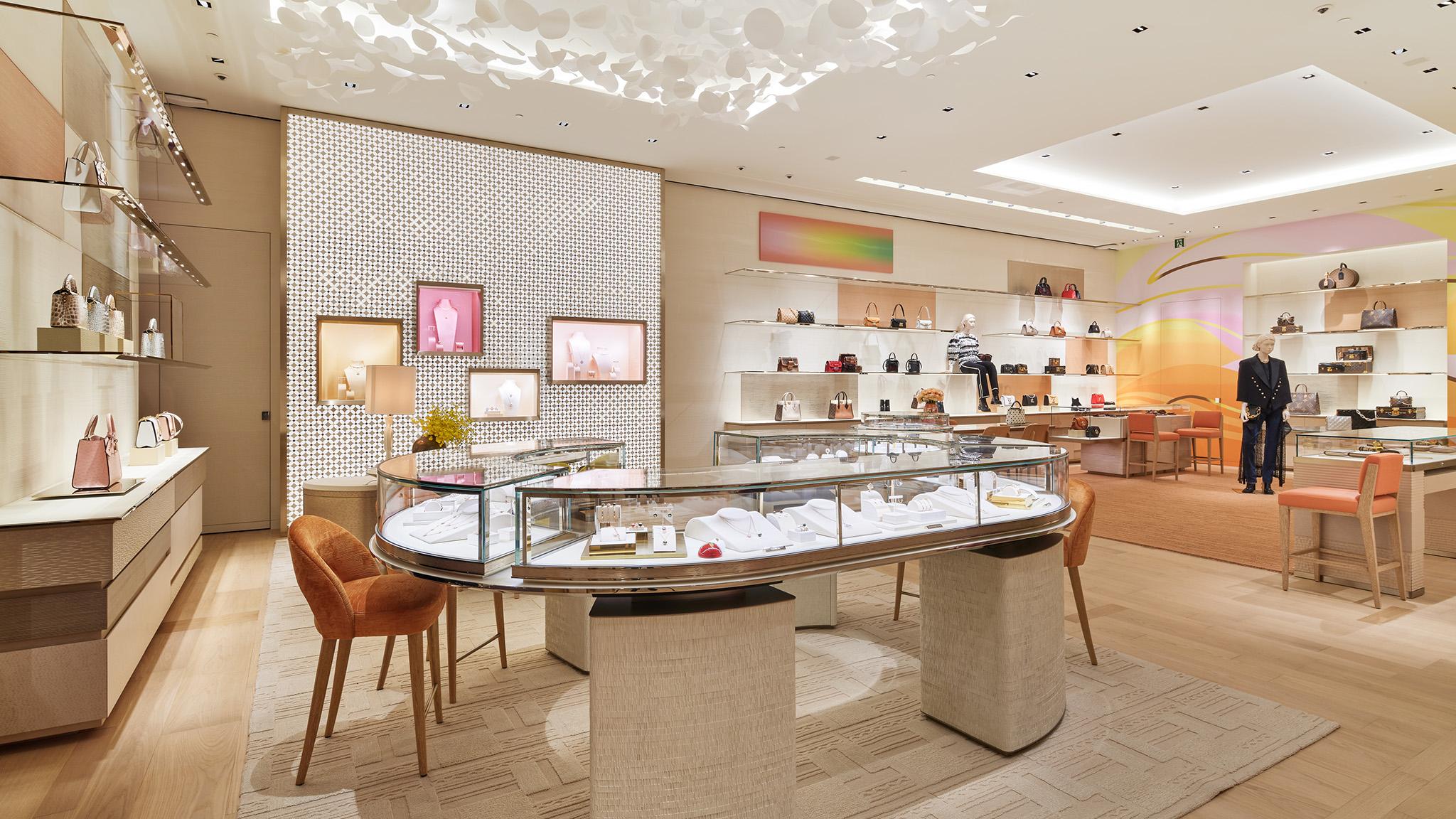 Louis Vuitton Kobe Kyoryuchi Store in Kobe, Japan | LOUIS VUITTON