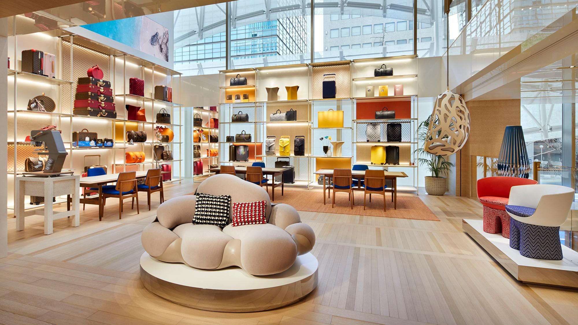 MS 有り難う御座いますLOUIS VUITTON ルイ・ヴィトン 阪急メンズ店
