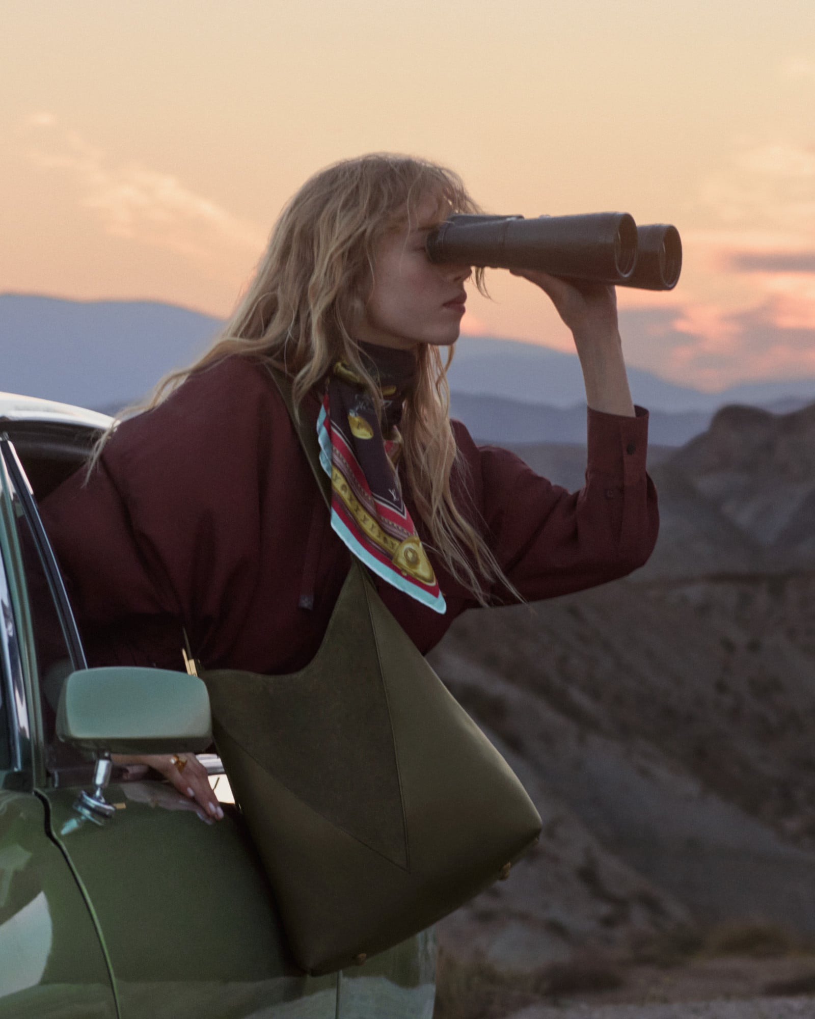 Low Key - Women - Luxury All Handbags For Women | LOUIS VUITTON